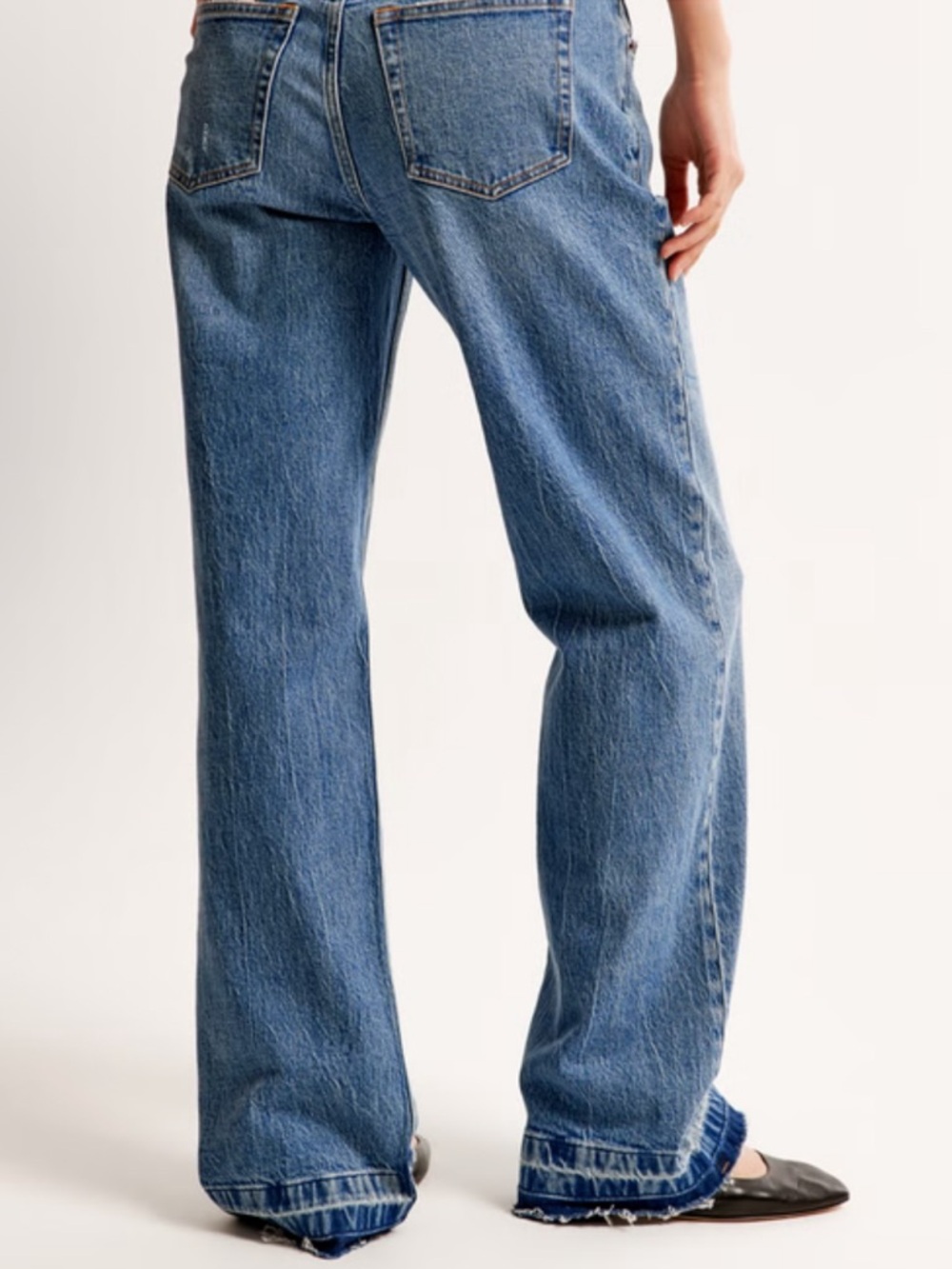 Abercrombie Baggy - Picture 2 of 11